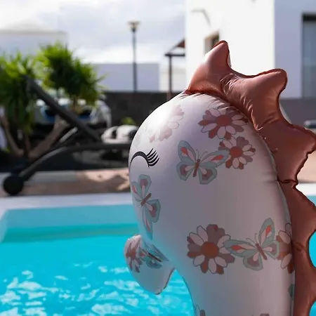 Luna Blanca - Modernes Ferienhaus Mit Privat Pool & Wlan Villa