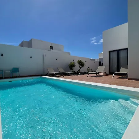 Luna Blanca - Modernes Ferienhaus Mit Privat Pool & Wlan *