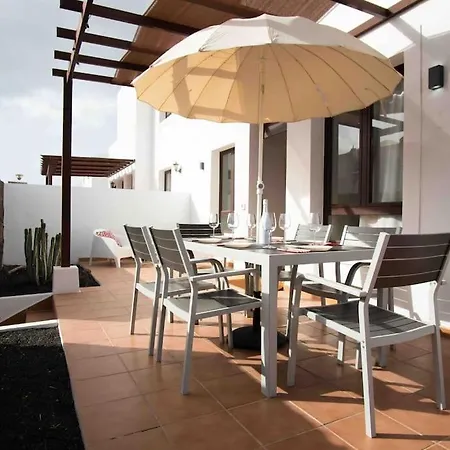 Vila Luna Blanca - Modernes Ferienhaus Mit Privat Pool & Wlan